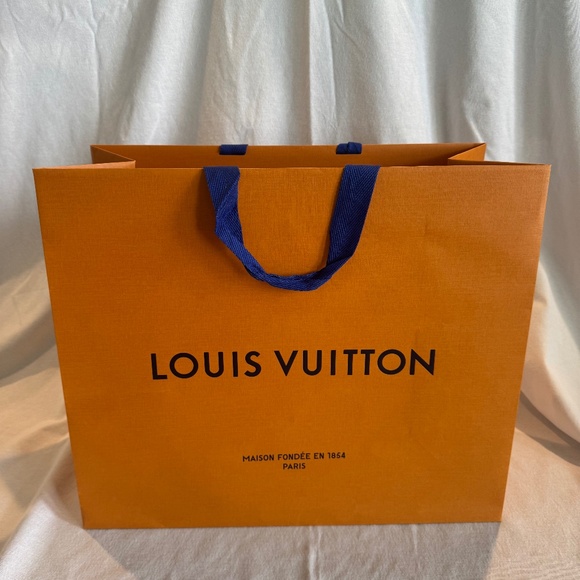 Louis Vuitton Shopping Bag - Picture 1 of 3